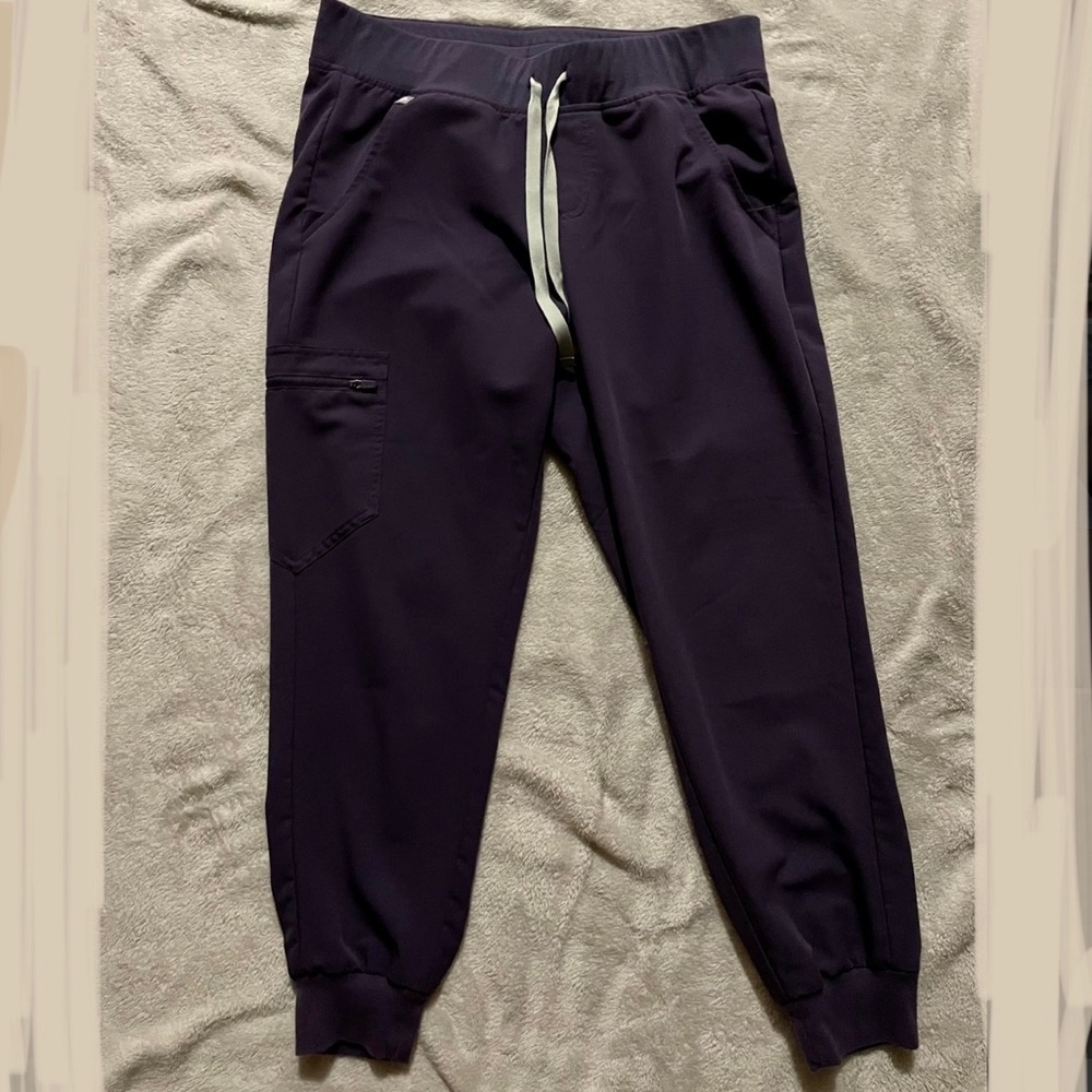 Figs Jogger Scrubs